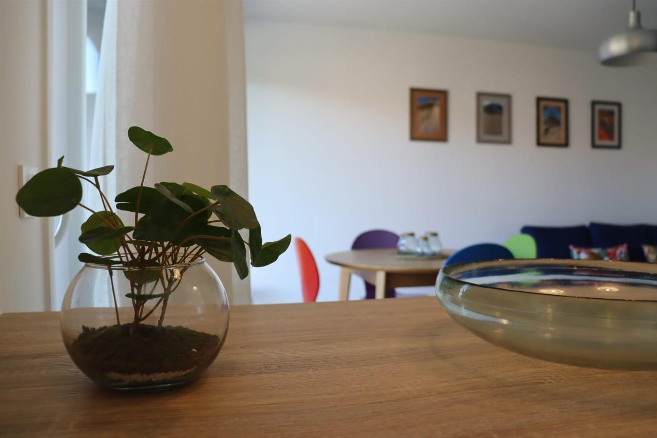 Uzes Centre La Terrasse Des Capucines Avec Garage Privee Apartment Екстериор снимка