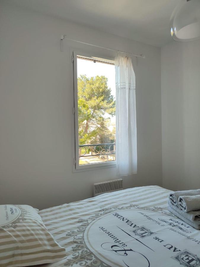 Uzes Centre La Terrasse Des Capucines Avec Garage Privee Apartment Екстериор снимка