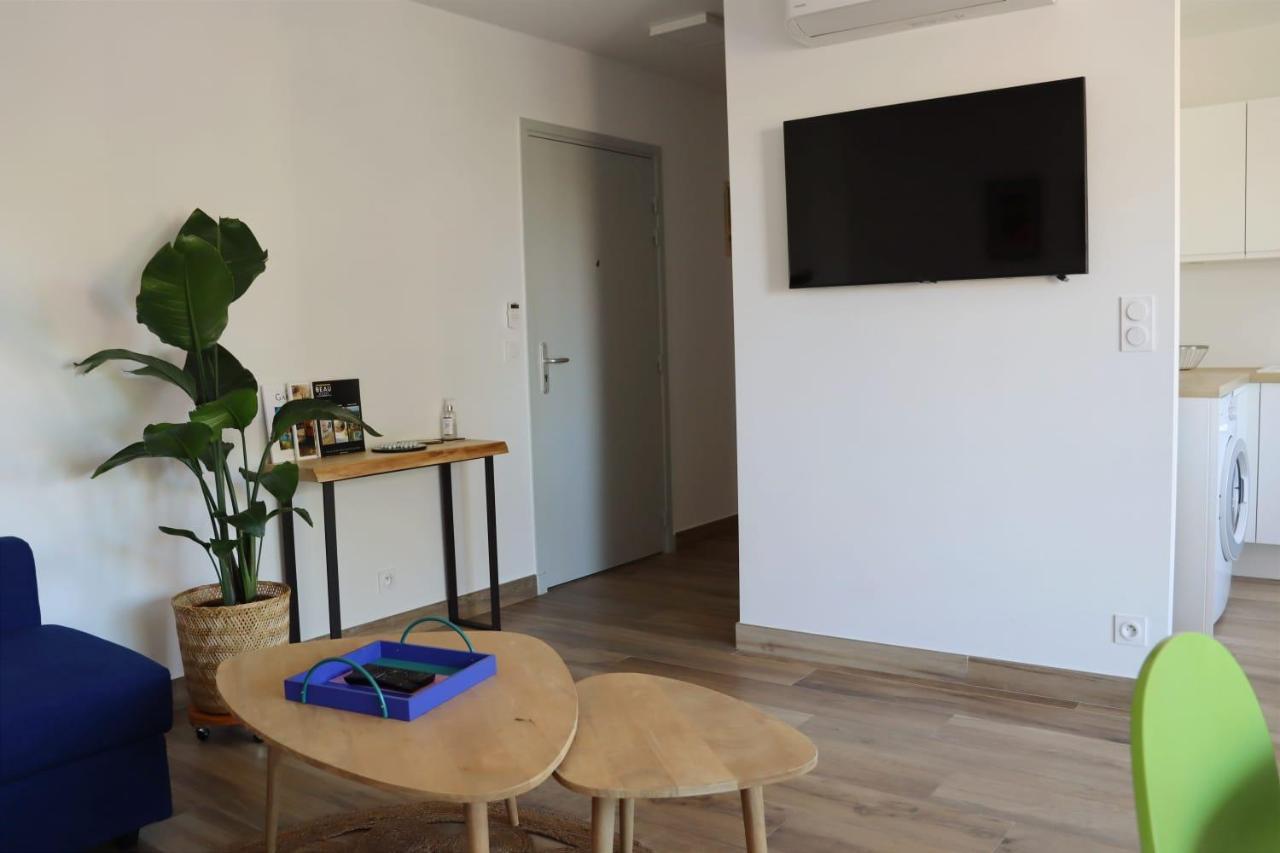 Uzes Centre La Terrasse Des Capucines Avec Garage Privee Apartment Екстериор снимка